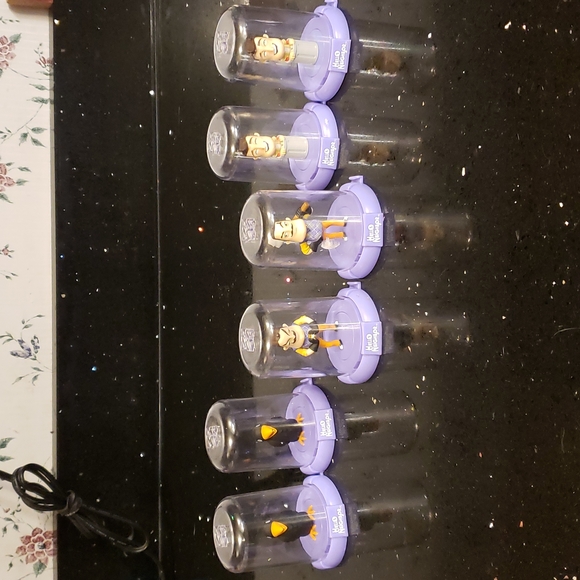 hello neighbor Other - 6 Hello Neighbor 2" Collectible Figures